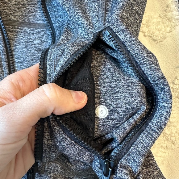 Lululemon Define Jacket - Picture 2 of 3